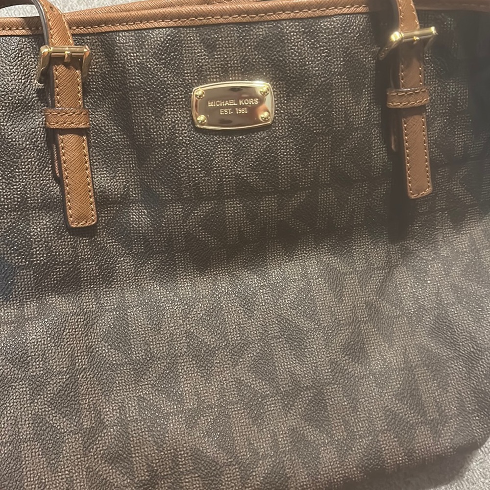 Large logo tote